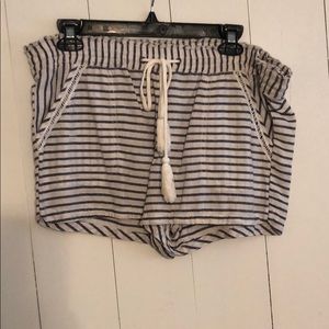 Navy and white linen shorts with tie NWOT